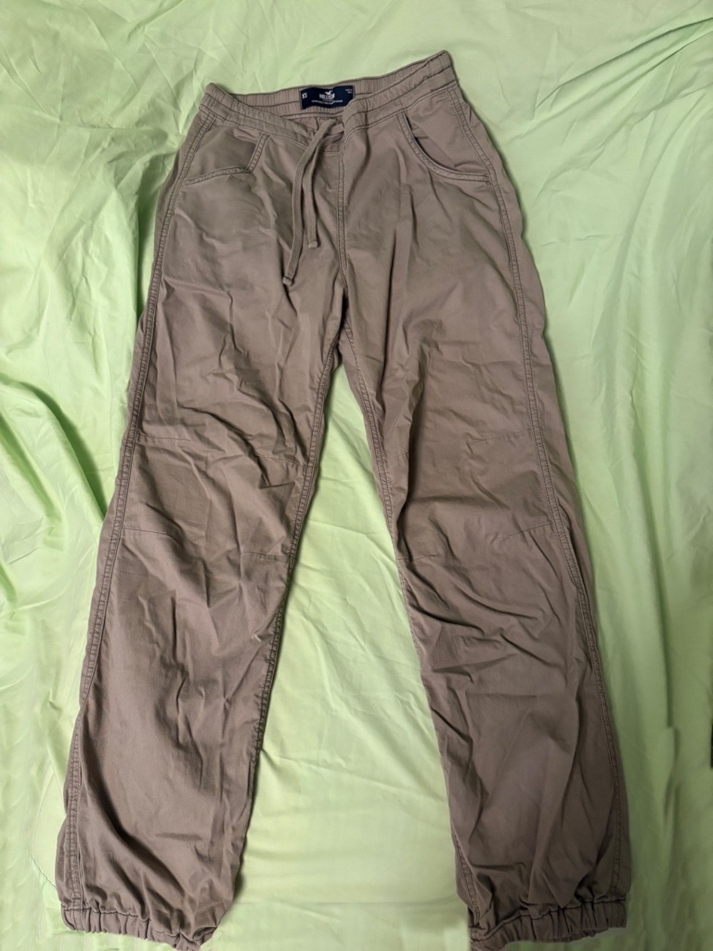Hollister drawstring cargo pants in Taupe